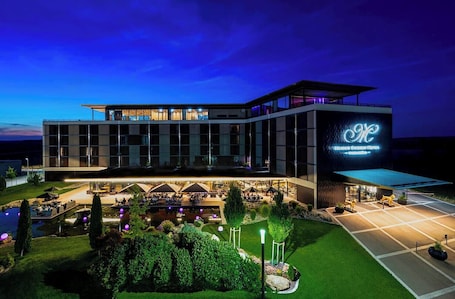 Front of property. Meiser Design Hotel