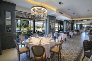 Se sirven desayunos, almuerzos y cenas