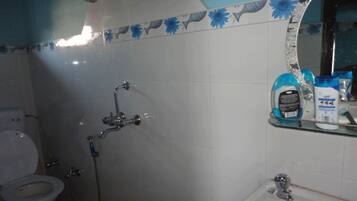 Room | Bathroom | Shower