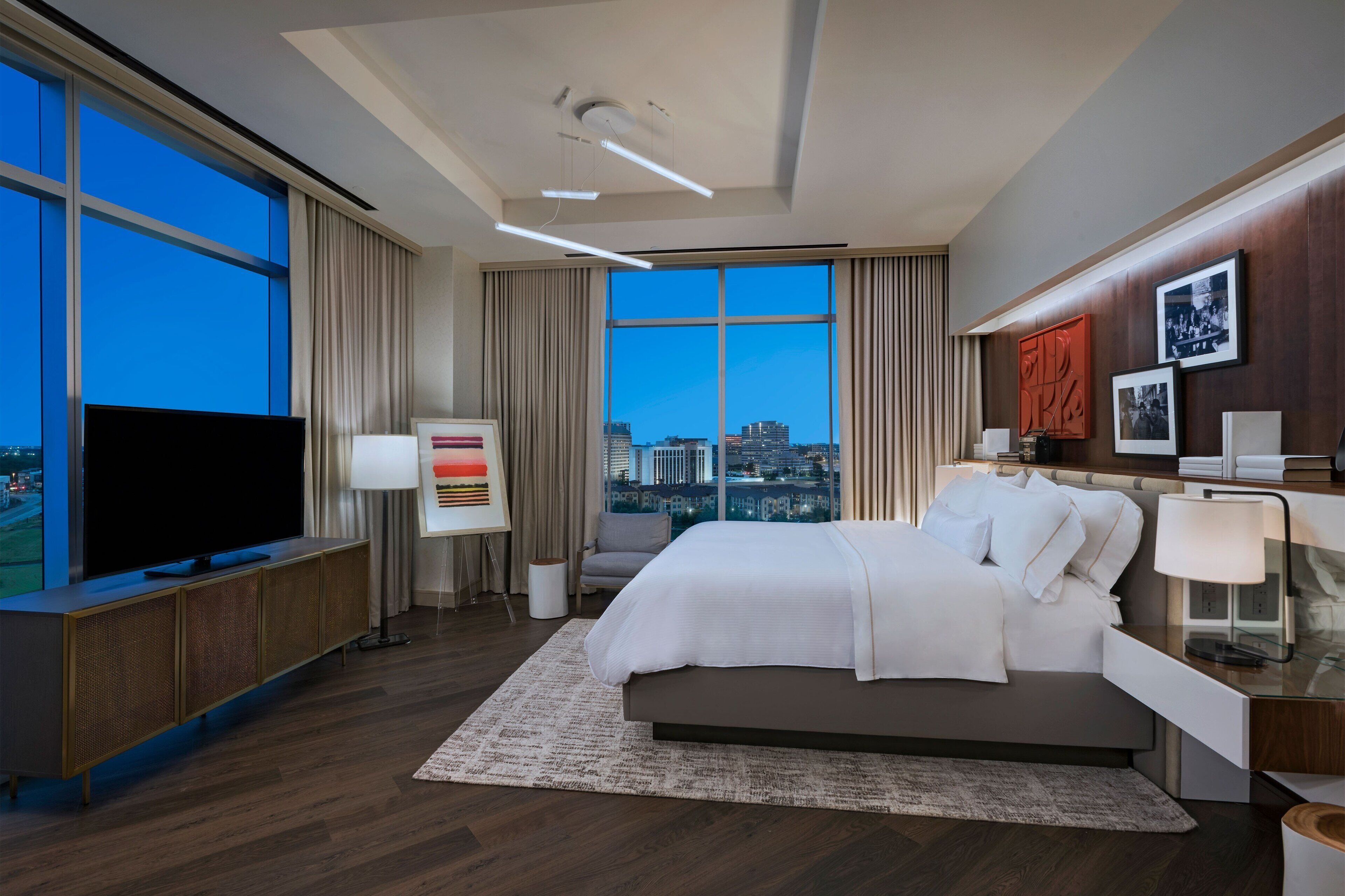 1 bedroom, down duvets, pillow-top beds, in-room safe