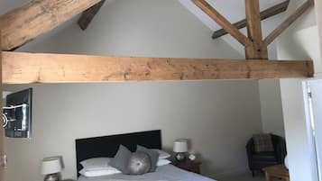 Room (2) | Iron/ironing board, free WiFi, bed sheets