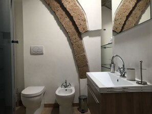 Chambre Double | Salle de bain