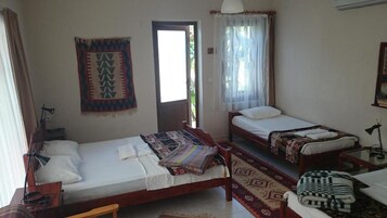 Minibar, caja de seguridad en la habitación y wifi gratis