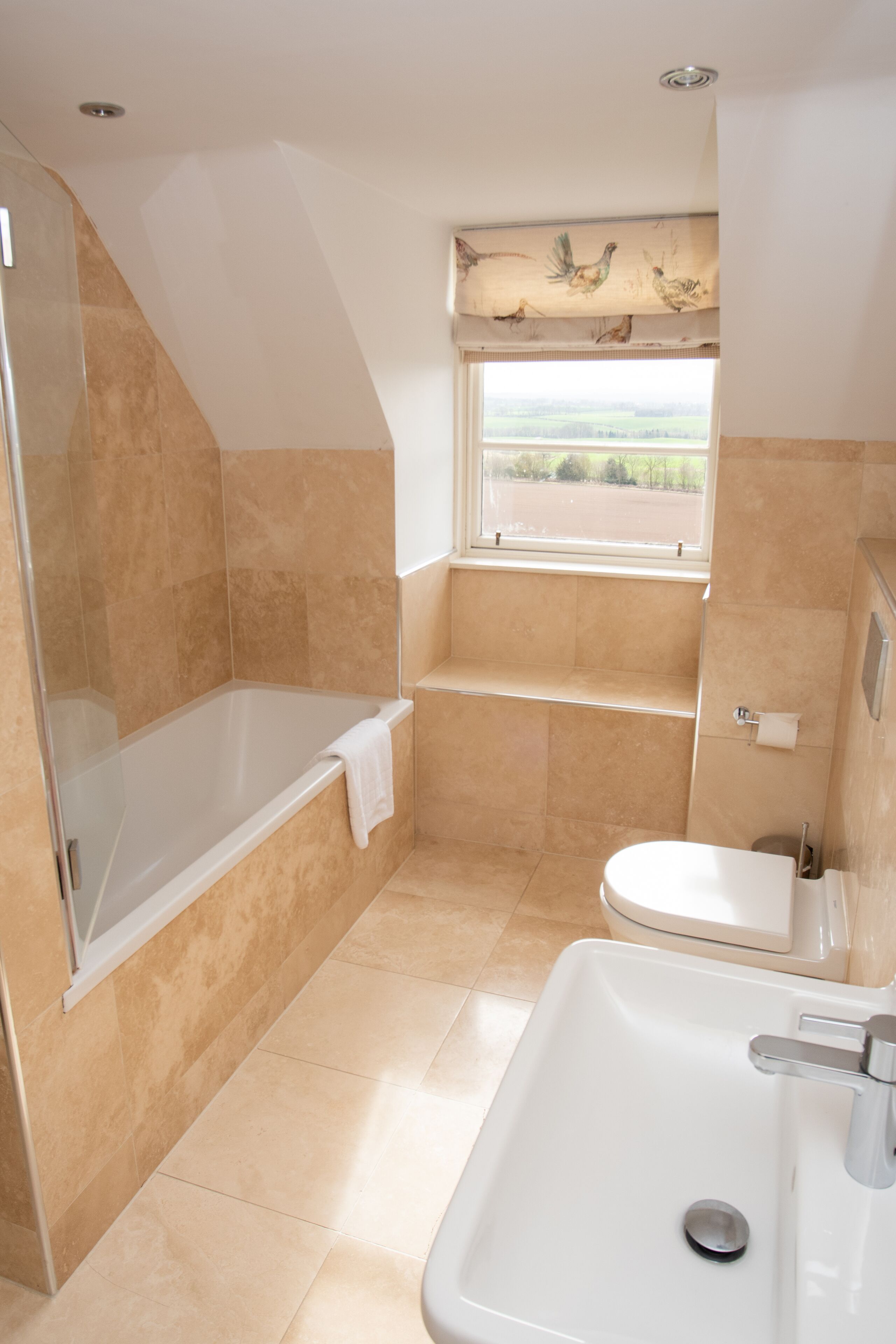 twin room | bathroom | free toiletries, hair dryer, bathrobes, towels