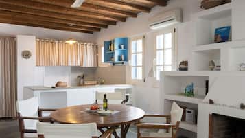 Talo, 2 makuuhuonetta (Livadakia 7) | Oleskelualue