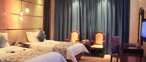 Deluxe Twin Room | Desk, blackout drapes, free WiFi, bed sheets