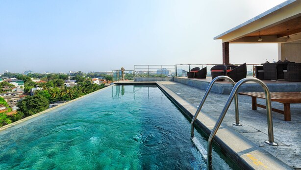Pool - Trillium Boutique City Hotel (Colombo)