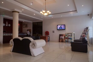 Lobby lounge - Princess Luxury Hotels (Ilorin)