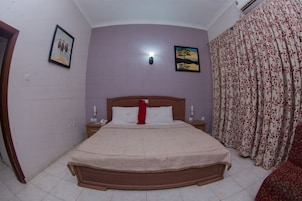 Exclusive Suite, 1 Double Bed (Royal Suite) | 1 bedroom, premium bedding, minibar, in-room safe
