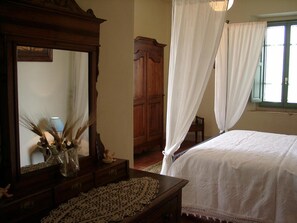 Ropa de cama de alta calidad, wifi gratis y ropa de cama