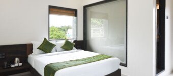 Treebo Malhaar Regency