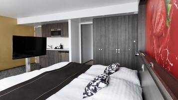 In-room safe, desk, soundproofing, iron/ironing board