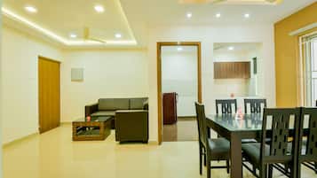 Kamar Double atau Twin | Area keluarga | TV