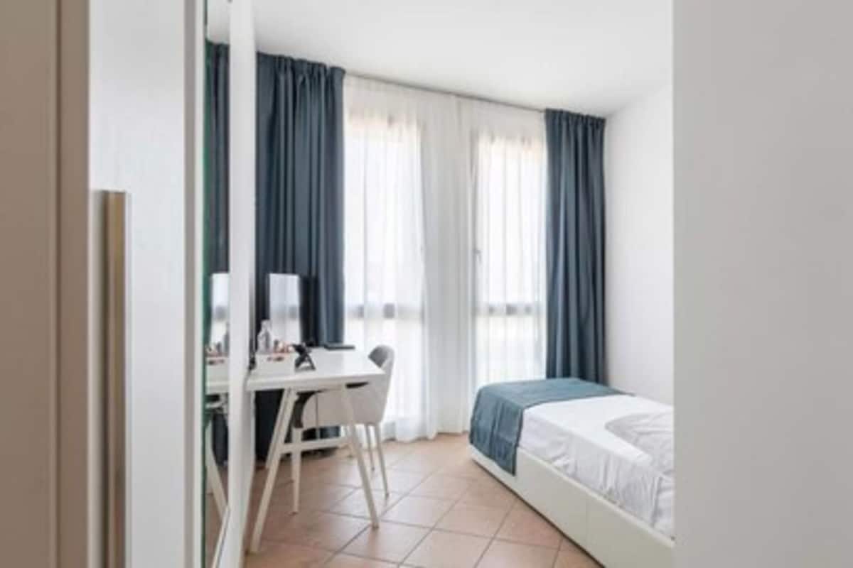 Minibar, in-room safe, desk, soundproofing
