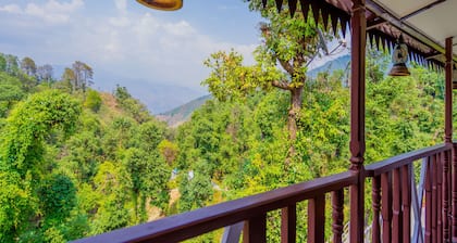 OYO 14132 Home Elegant 1BHK Kempty Road