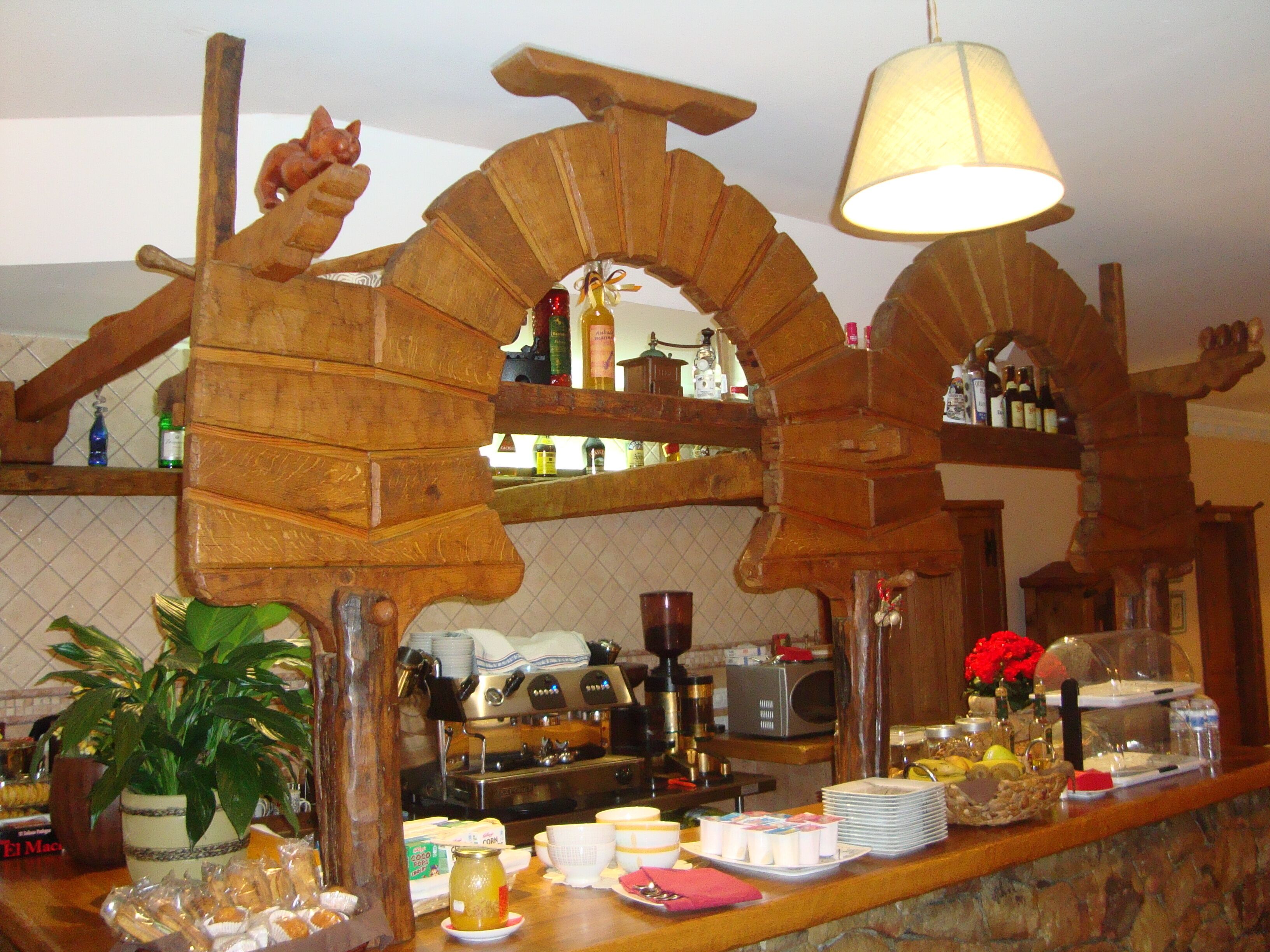 daily continental breakfast (eur 10 per person)