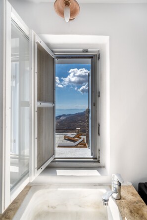Classic Chalet | Private kitchen - Serifos Houses Diasella (Serifos)