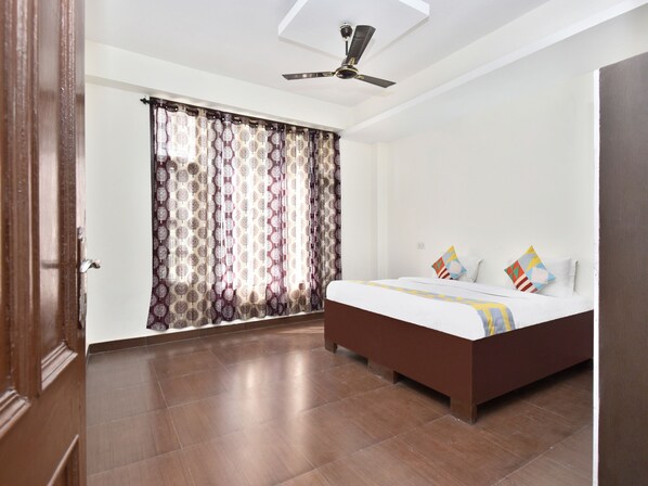 Double or Twin Room - OYO 13878 Home Spacious 3BHK Kumarhatti (Solan)