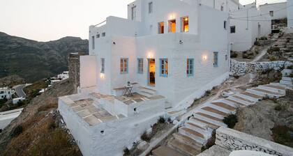 Serifos Houses Hora