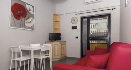 Riviera Hub