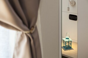 Interior detail - Riviera Hub (Cisano sul Neva)