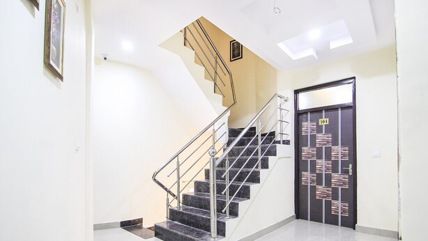 Unclassified image, 1 of 27, button - OYO 15597 Hotel Khalsa Inn (Lucknow)