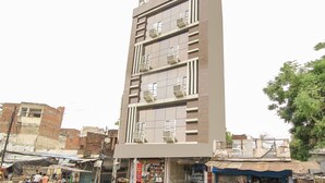 Unclassified image, 3 of 27, button - OYO 15597 Hotel Khalsa Inn (Lucknow)