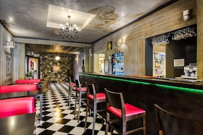 Bar (in der Unterkunft)