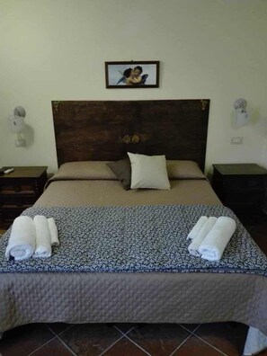 Blackout curtains, cots/infant beds, rollaway beds, free WiFi