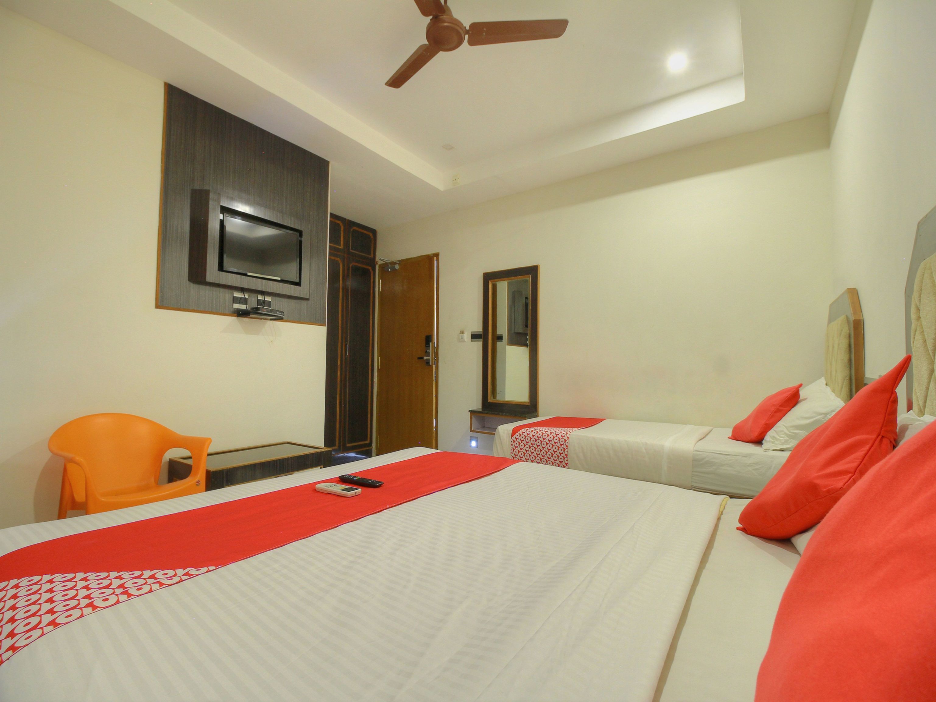 Double or Twin Room | Free WiFi