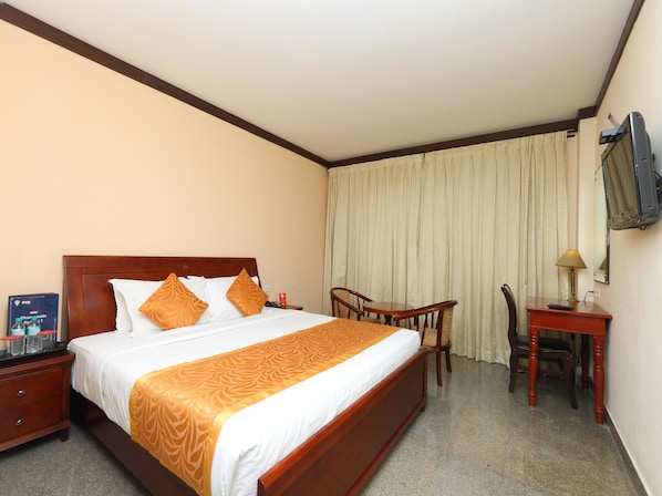 Double or Twin Room | Free WiFi