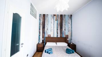 Classic Double Room, Private Bathroom | Rollaway beds, free WiFi, bed sheets