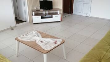 3. Apart Family | Wohnbereich