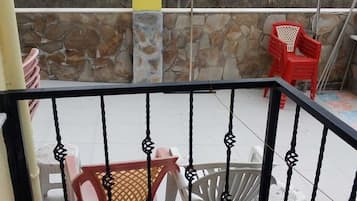 1.Apart Deluxe | Terrace/patio
