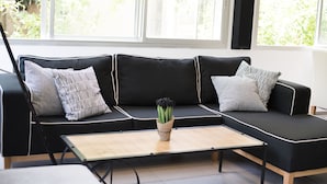 Villa | Living area | Flat-screen TV