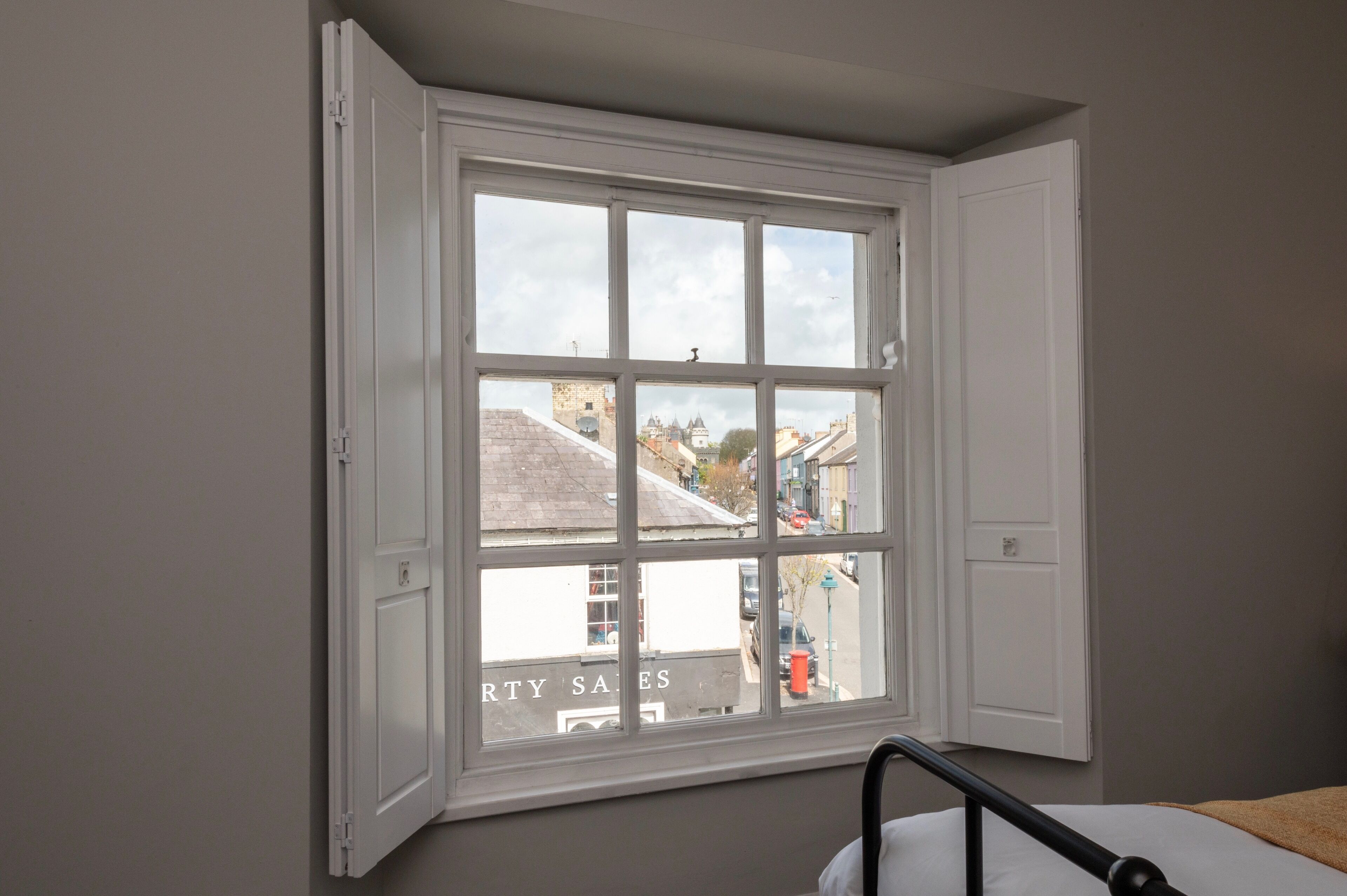 Apartamento de lujo, baño privado, vistas parciales al mar (Apartment 2C) | Interior