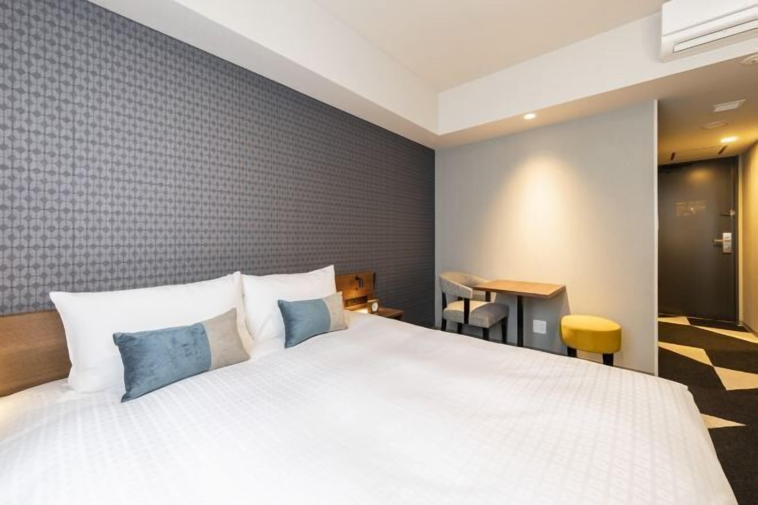 In-room safe, desk, free WiFi, bed sheets