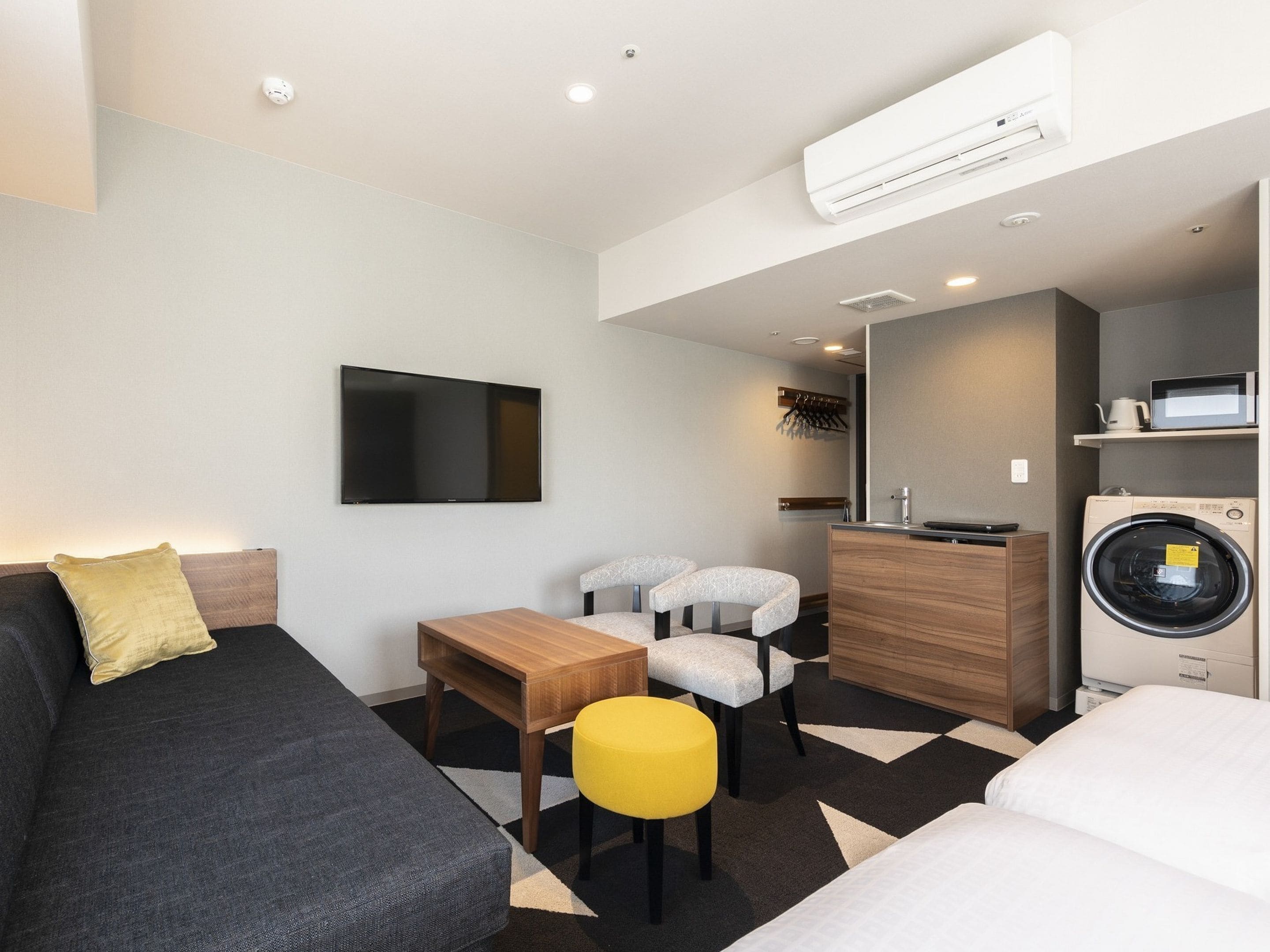 1 bedroom, in-room safe, desk, free wifi