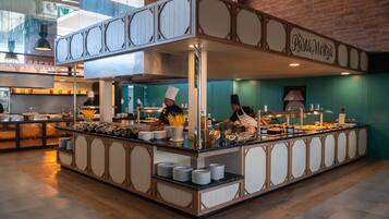 Bao gồm bữa sáng buffet hàng ngày