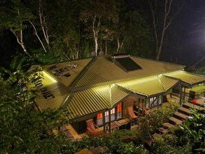 Front of property - Train View Chalet (Bandarawela)