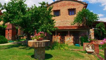 Façade de lâhĂ©bergement