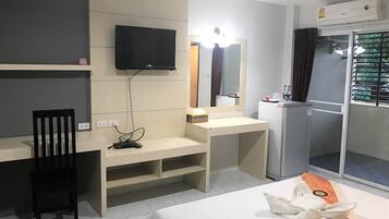 Standard Double Room | Room amenity