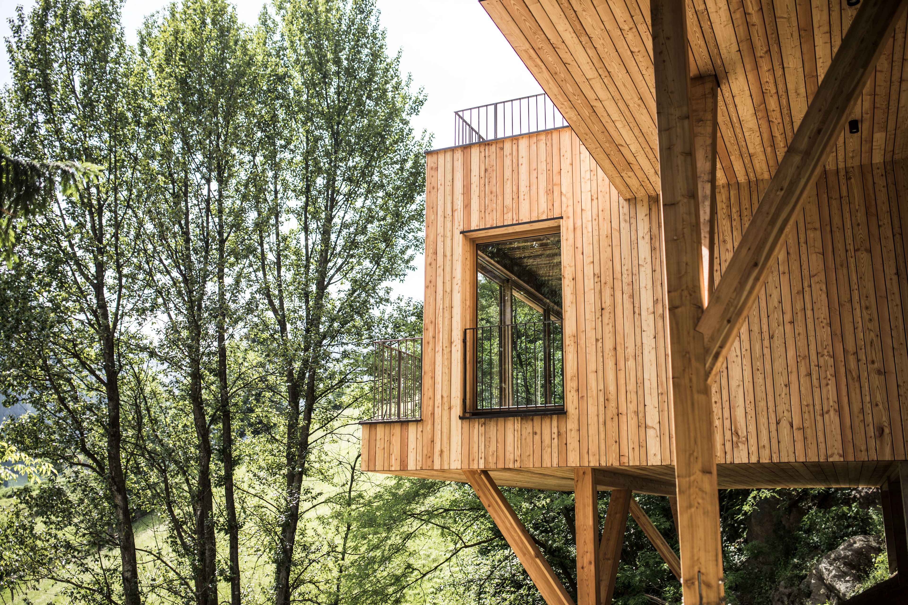 Soins corporels, soins d'hydrothérapie, massages aux pierres chaudes