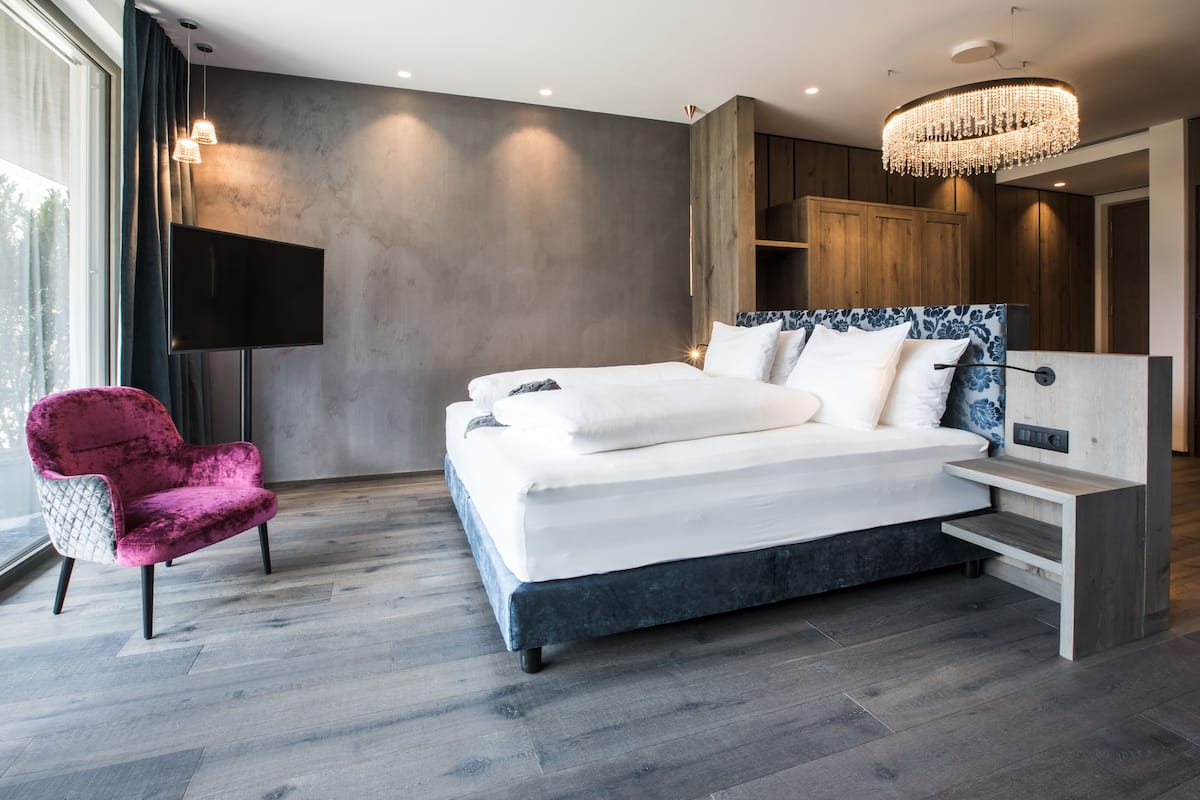 Deluxe Suite