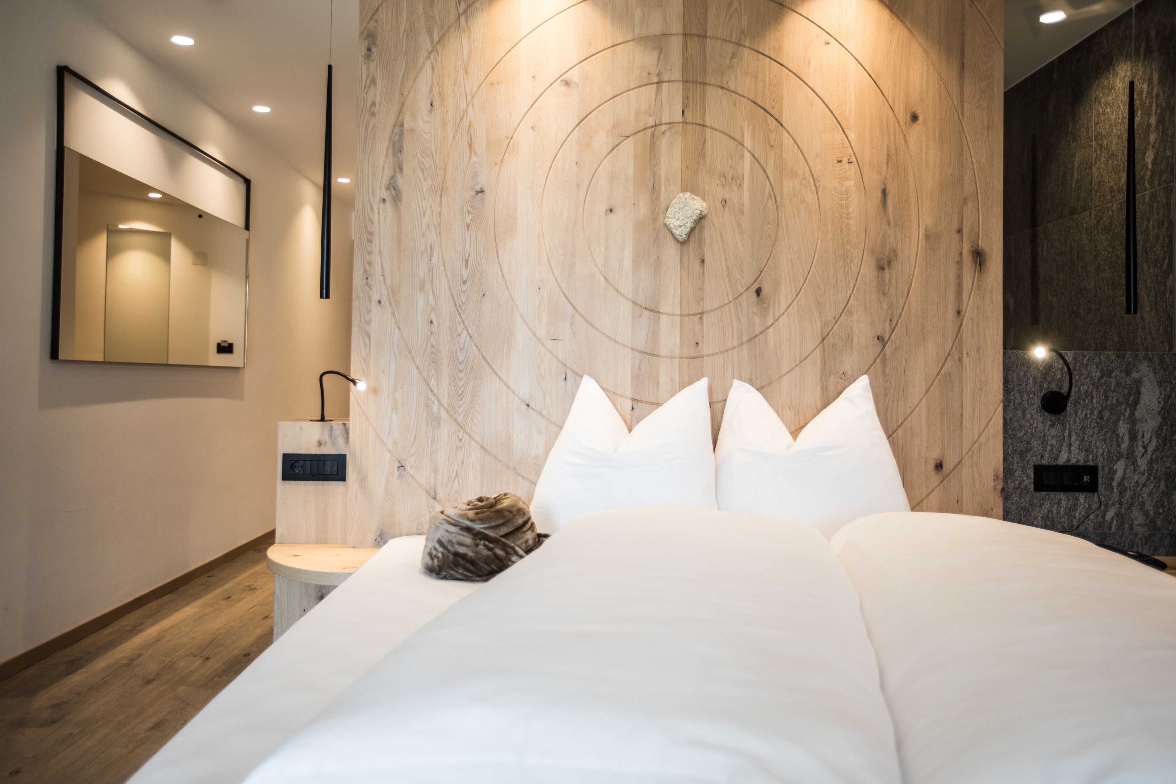 classic studio suite | premium bedding, down duvets, in-room safe, individually decorated