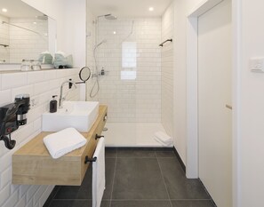 Bathroom - Coffee Fellows Hotel Dortmund (Dortmund)