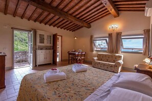 1 chambre, literie de qualité supérieure, bureau