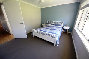 Double or Twin Room | 3 bedrooms, iron/ironing board, free WiFi