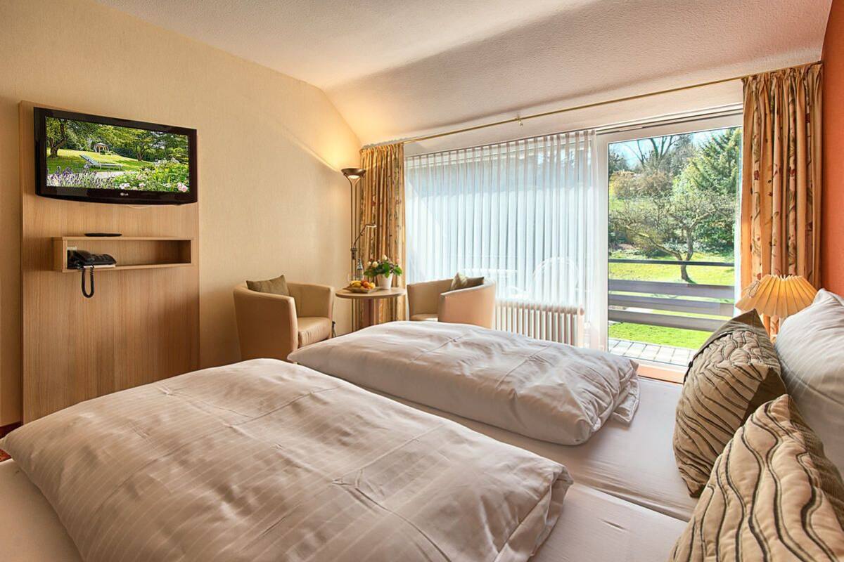Standard Double Room | In-room safe, desk