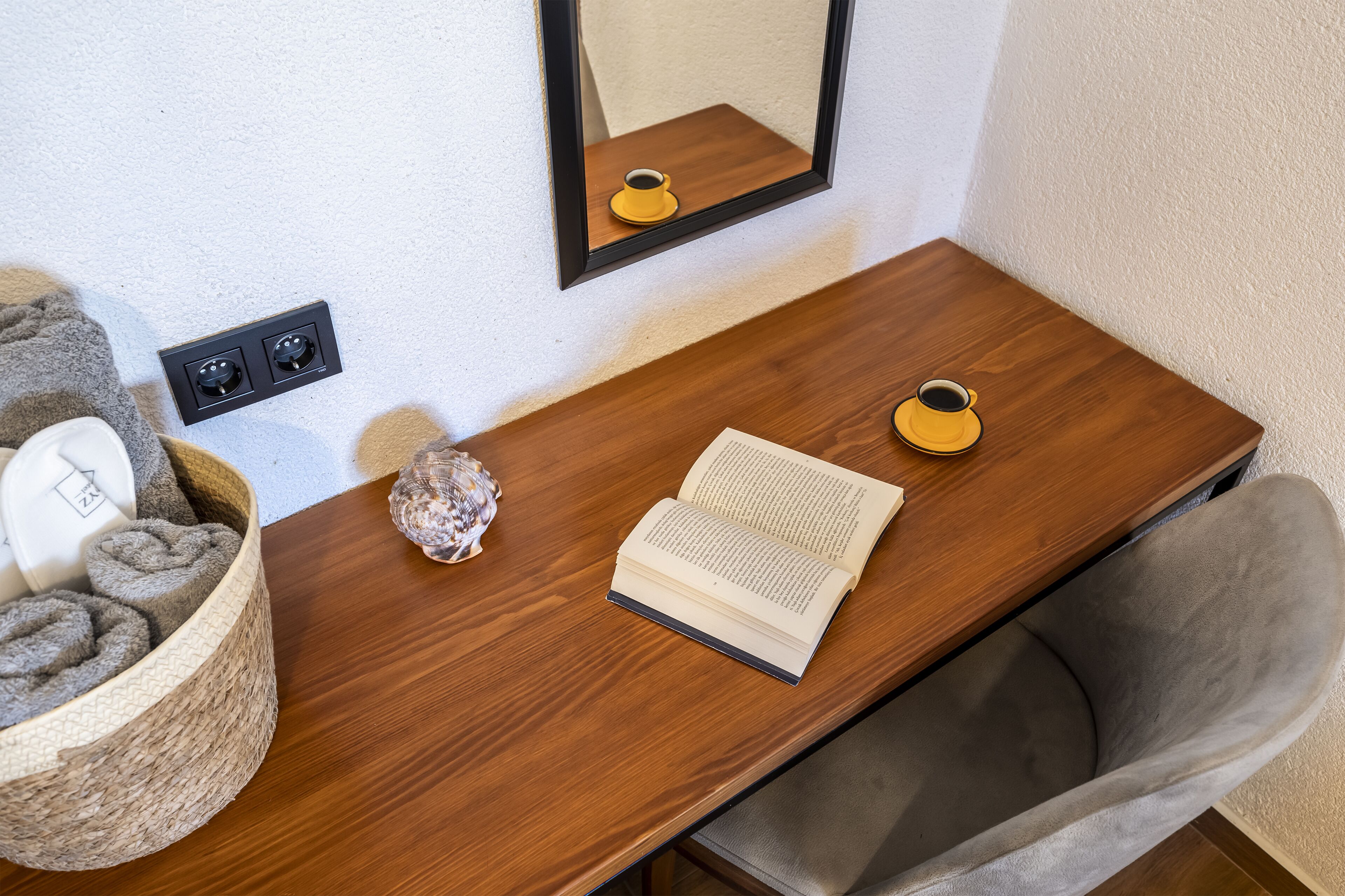 comfort room | 1 bedroom, desk, soundproofing, free wifi